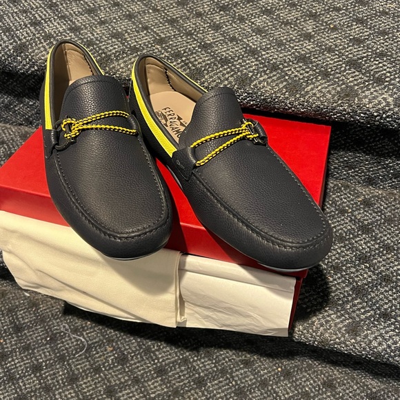 Salvatore Ferragamo Front 4 Brand New, never worn. Size 11 EE. Men’s - Picture 6 of 7